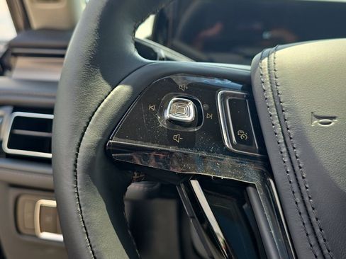 New 2025 Lincoln Aviator 2WD w/ Equipment Group 101A image 31