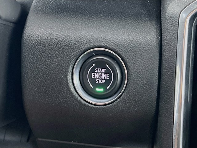 Used 2026 GMC Acadia Elevation w/ Elevation Premium Package AWD/4WD image 16