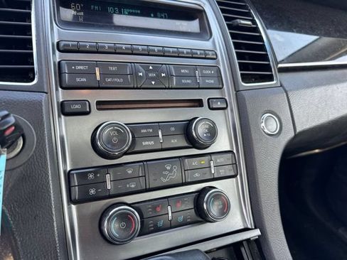 Used 2011 Ford Taurus Limited w/ 301A Rapid Spec Order Code FWD image 8