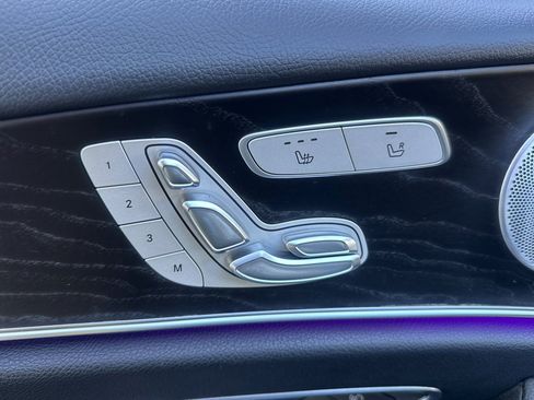 Used 2020 Mercedes-Benz E 350 Sedan image 23