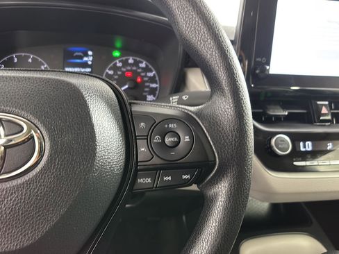 Used 2024 Toyota Corolla LE w/ LE Convenience Package image 27