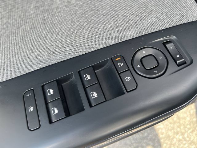 Used 2025 Kia K4 EX FWD image 31