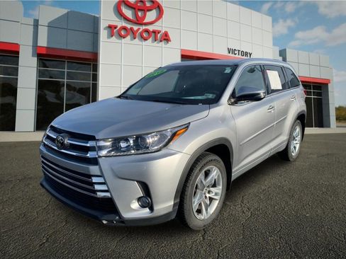 Used 2018 Toyota Highlander Limited image 7