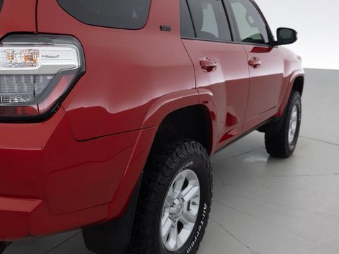 Used 2016 Toyota 4Runner SR5 Premium image 14