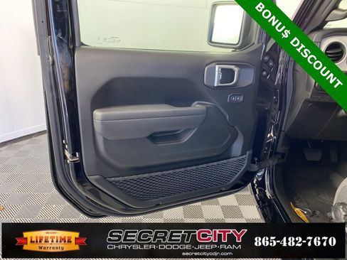 New 2026 Jeep Wrangler Unlimited Sport image 12