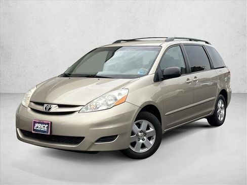 Used 2007 Toyota Sienna LE image 1