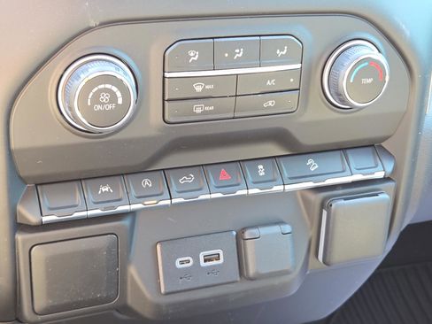 New 2026 Chevrolet Silverado 1500 Custom Trail Boss w/ Dark Appearance Package image 21