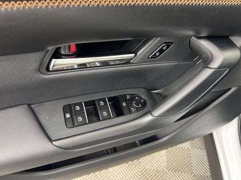 Used 2025 MAZDA CX-50 AWD 2.5 S w/ Weather Package image 13