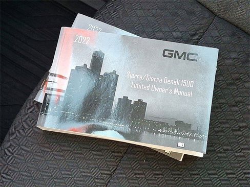 Certified 2022 GMC Sierra 1500 Elevation w/ LPO, Elevation Black Package image 27