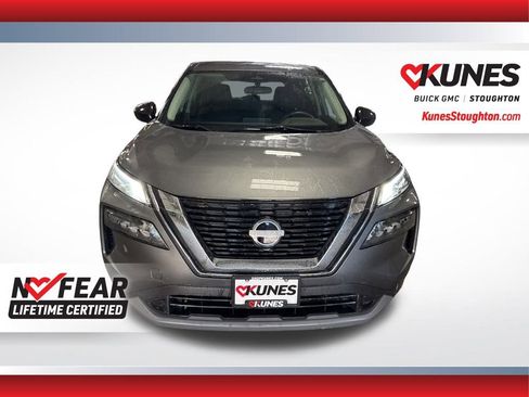 Used 2023 Nissan Rogue S image 5