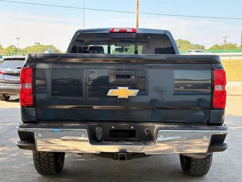 Used 2017 Chevrolet Silverado 1500 LT w/ All Star Edition AWD/4WD image 4