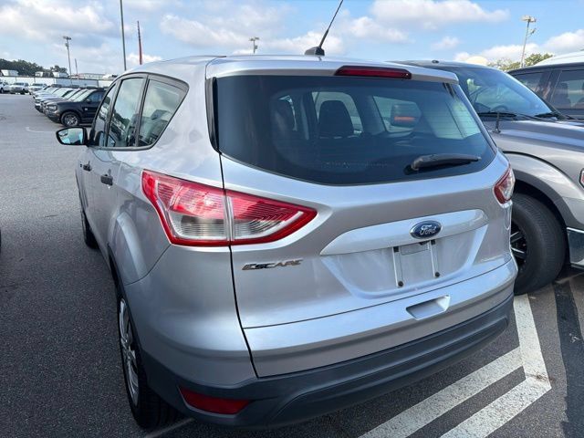 Used 2015 Ford Escape S FWD image 4