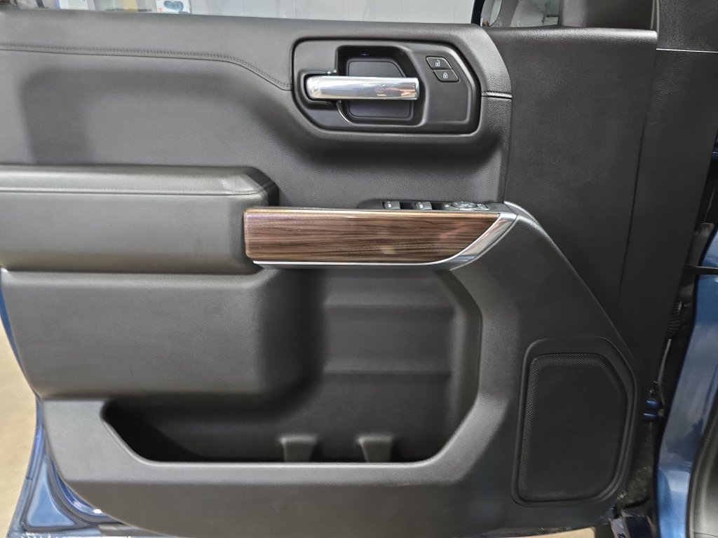 Used 2019 Chevrolet Silverado 1500 LT w/ All-Star Edition AWD/4WD image 26