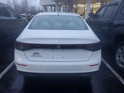 Used 2023 Honda Accord LX image 8