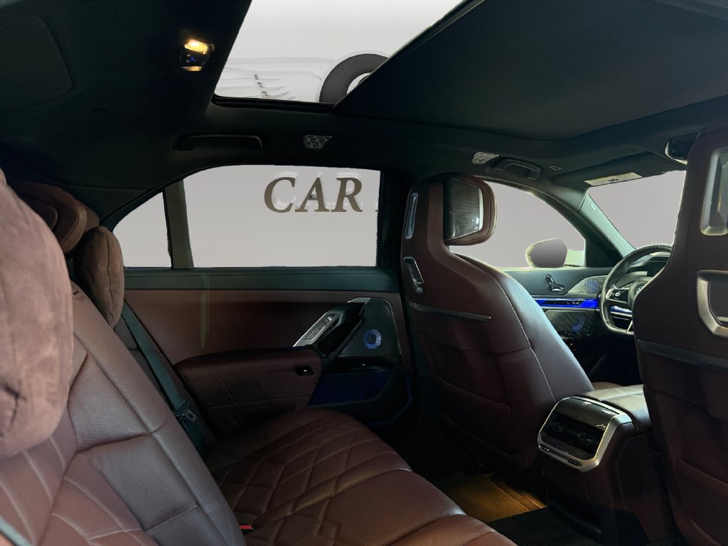 Used 2023 BMW i7 xDrive60 AWD/4WD image 29