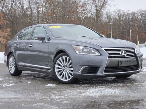 Used 2014 Lexus LS 460 AWD image 2