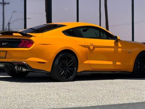 Used 2018 Ford Mustang GT RWD image 12