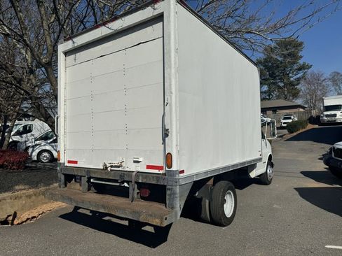 Used 2002 GMC Savana 3500 image 5