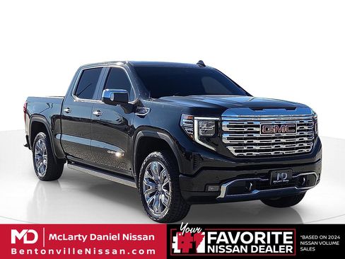 Used 2022 GMC Sierra 1500 Denali w/ Denali Reserve Package image 1