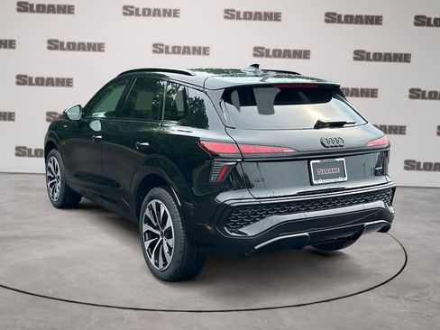 New 2026 Audi Q3 quattro 2.0T AWD/4WD image 3