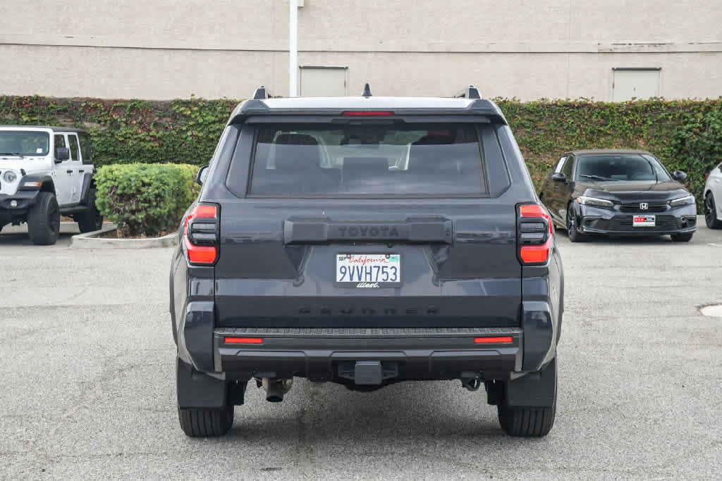 Used 2025 Toyota 4Runner SR5 RWD image 8