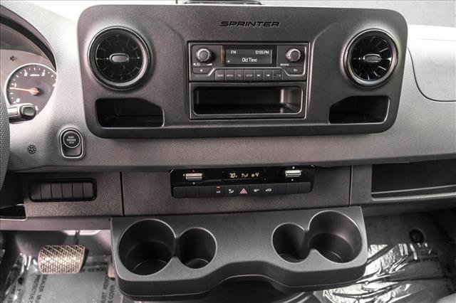 Used 2026 Mercedes-Benz Sprinter 2500 image 18