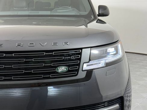 Used 2025 Land Rover Range Rover Long Wheelbase SE AWD/4WD image 11