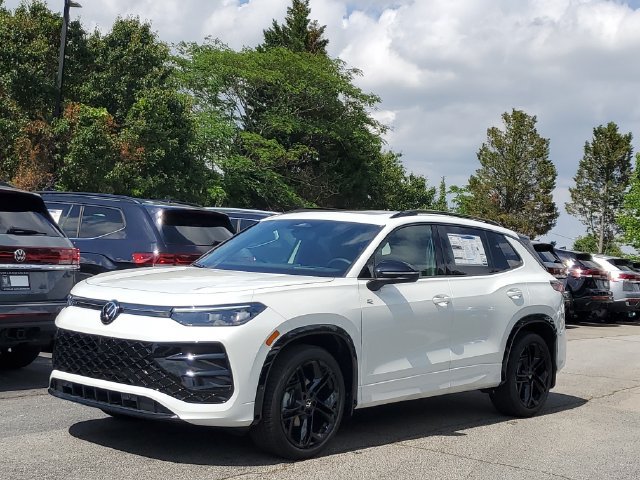 New 2026 Volkswagen Tiguan SE R-Line FWD image 31