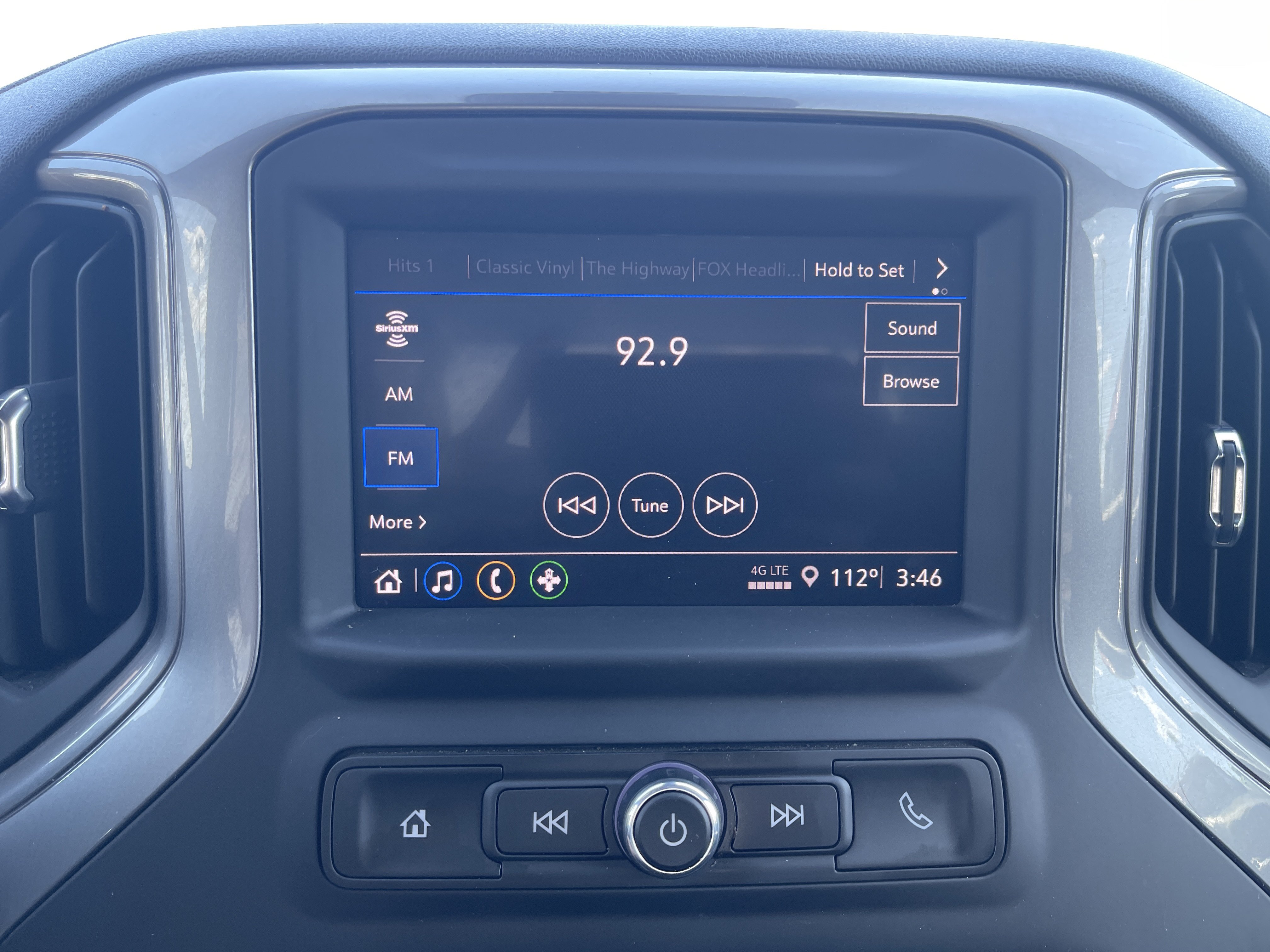 Used 2024 Chevrolet Silverado 1500 Custom RWD image 25