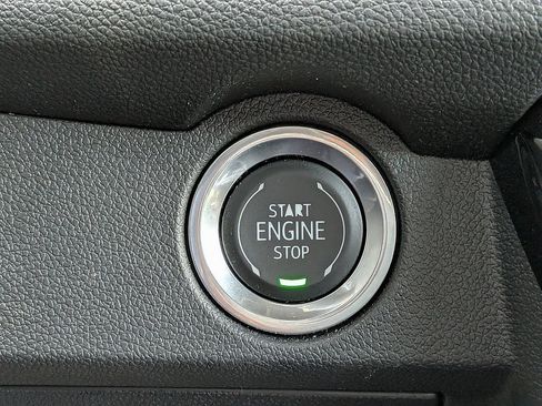 Certified 2024 Chevrolet Traverse RS FWD image 27