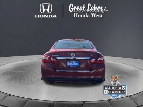 Used 2016 Nissan Altima 2.5 SL w/ 2.5 Technology Package FWD image 6