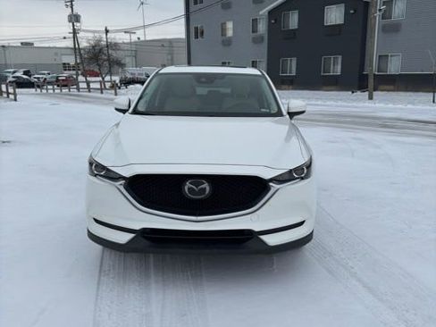 Used 2018 MAZDA CX-5 Touring w/ Preferred Equipment Package image 3