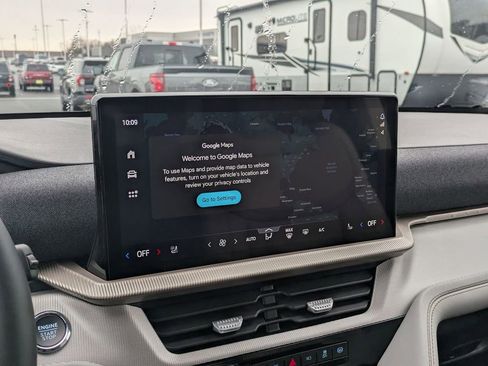 New 2026 Ford Explorer Active w/ Active Comfort Package image 15