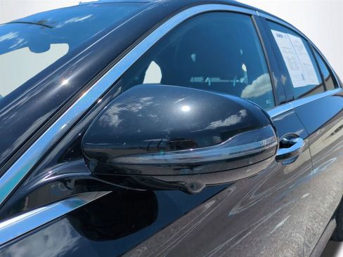 Used 2022 Mercedes-Benz E 350 Sedan image 12