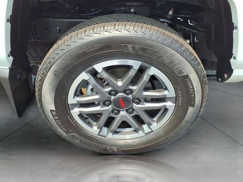 Certified 2026 Toyota Tacoma TRD Sport AWD/4WD image 32