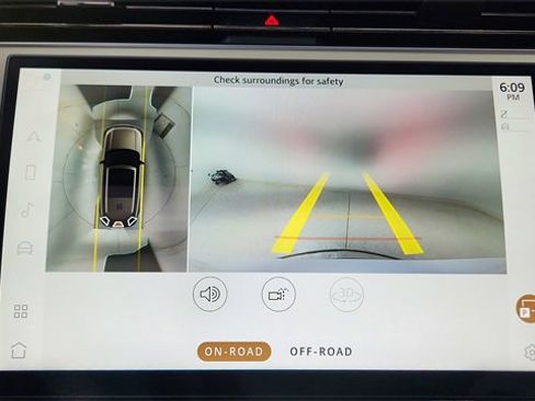 Used 2023 Land Rover Range Rover Long Wheelbase Autobiography image 43