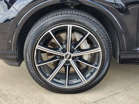 Used 2021 Audi Q7 3.0T Premium Plus w/ Premium Plus Package AWD/4WD image 10