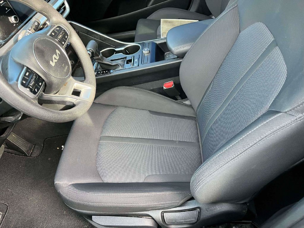 Used 2023 Kia K5 LXS FWD image 5