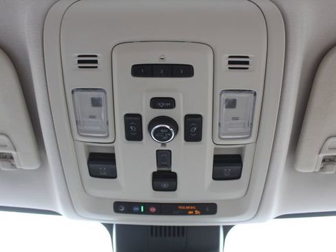 Used 2023 GMC Yukon Denali AWD/4WD image 36
