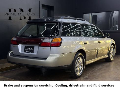 Used 2003 Subaru Outback Wagon image 9