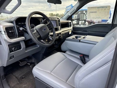 New 2024 Ford F550 2WD Regular Cab Super Duty image 10