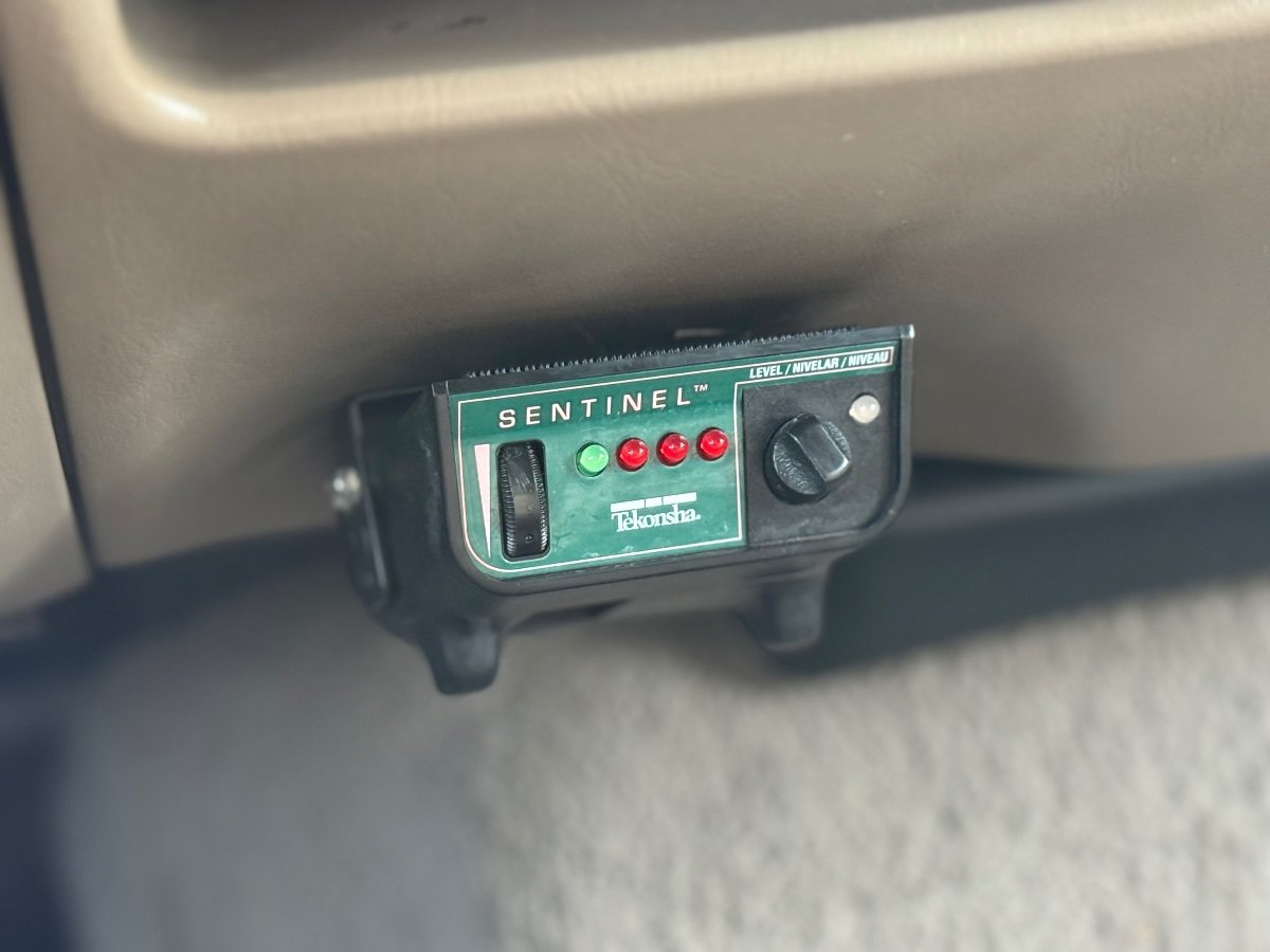 Used 2001 Ford F350 XL AWD/4WD image 25