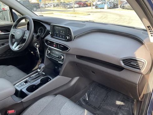 Used 2019 Hyundai Santa Fe SE image 18