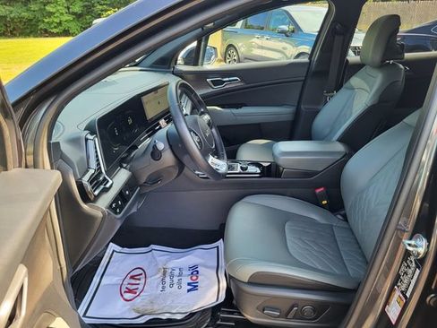 Certified 2024 Kia Sportage X-Line w/ X-Line Premium Package AWD/4WD image 11