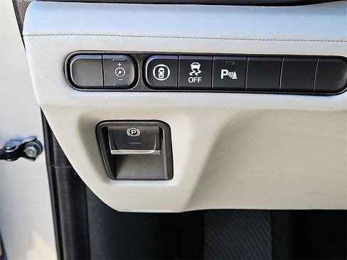 Used 2023 Acura MDX Technology image 21