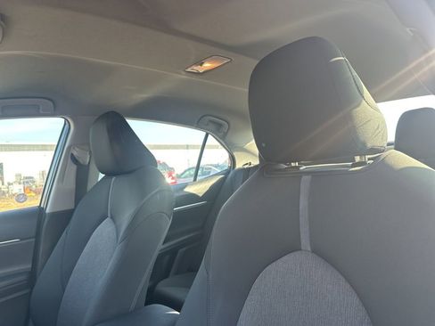 Used 2024 Toyota Camry LE image 9