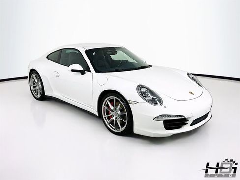 Used 2013 Porsche 911 Carrera 4S image 4