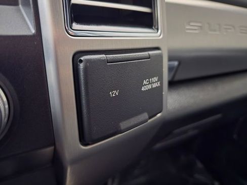 Used 2019 Ford F450 Platinum w/ Platinum Ultimate Package AWD/4WD image 39