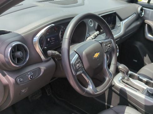 Used 2022 Chevrolet Blazer LT w/ Sound & Technology Package AWD/4WD image 10