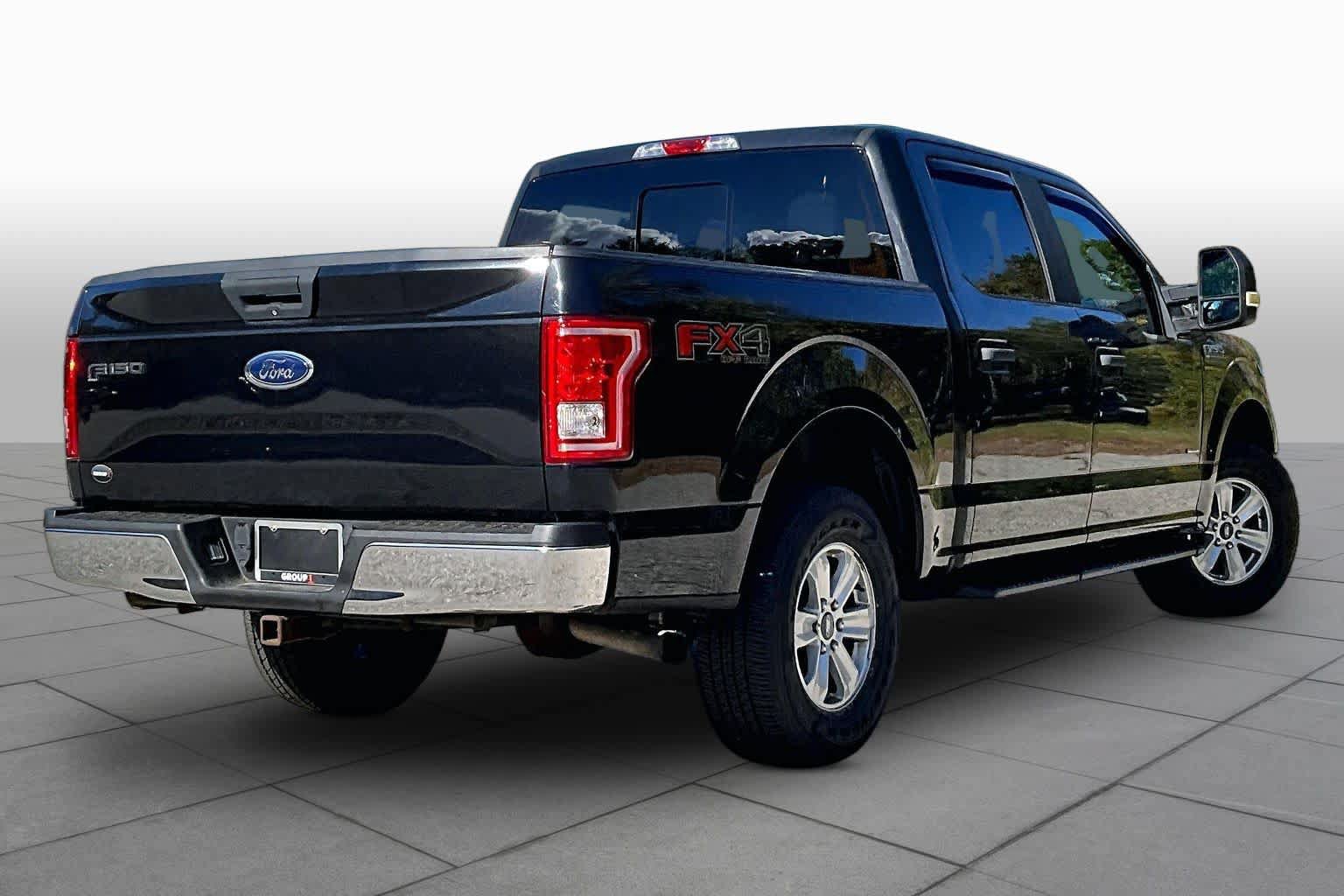 Used 2015 Ford F150 XL w/ Equipment Group 101A Mid AWD/4WD image 13